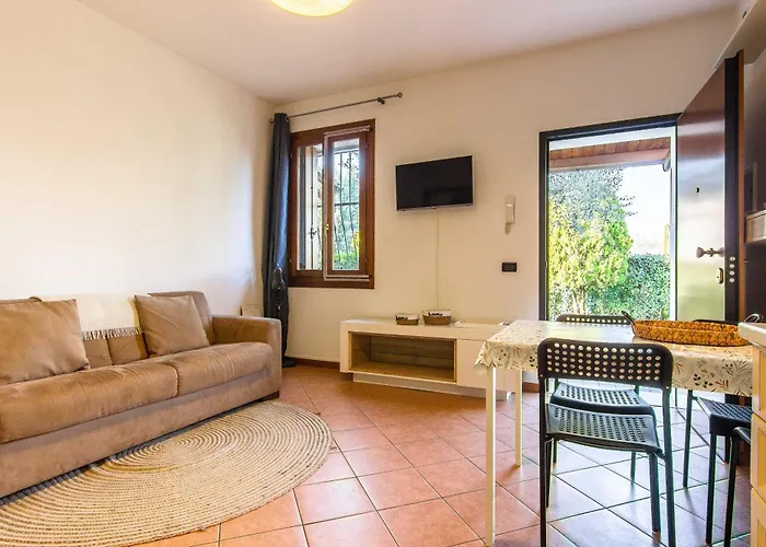 Casa Olivia Private Garden & Parking