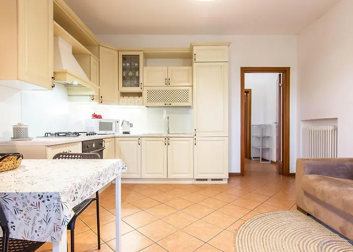 Casa Olivia Private Garden & Parking