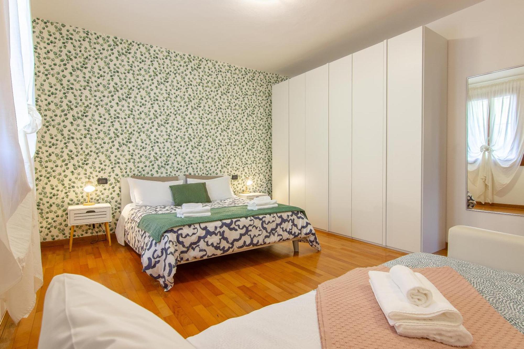 Apartment Casa Olivia Private Garden & Parking *
