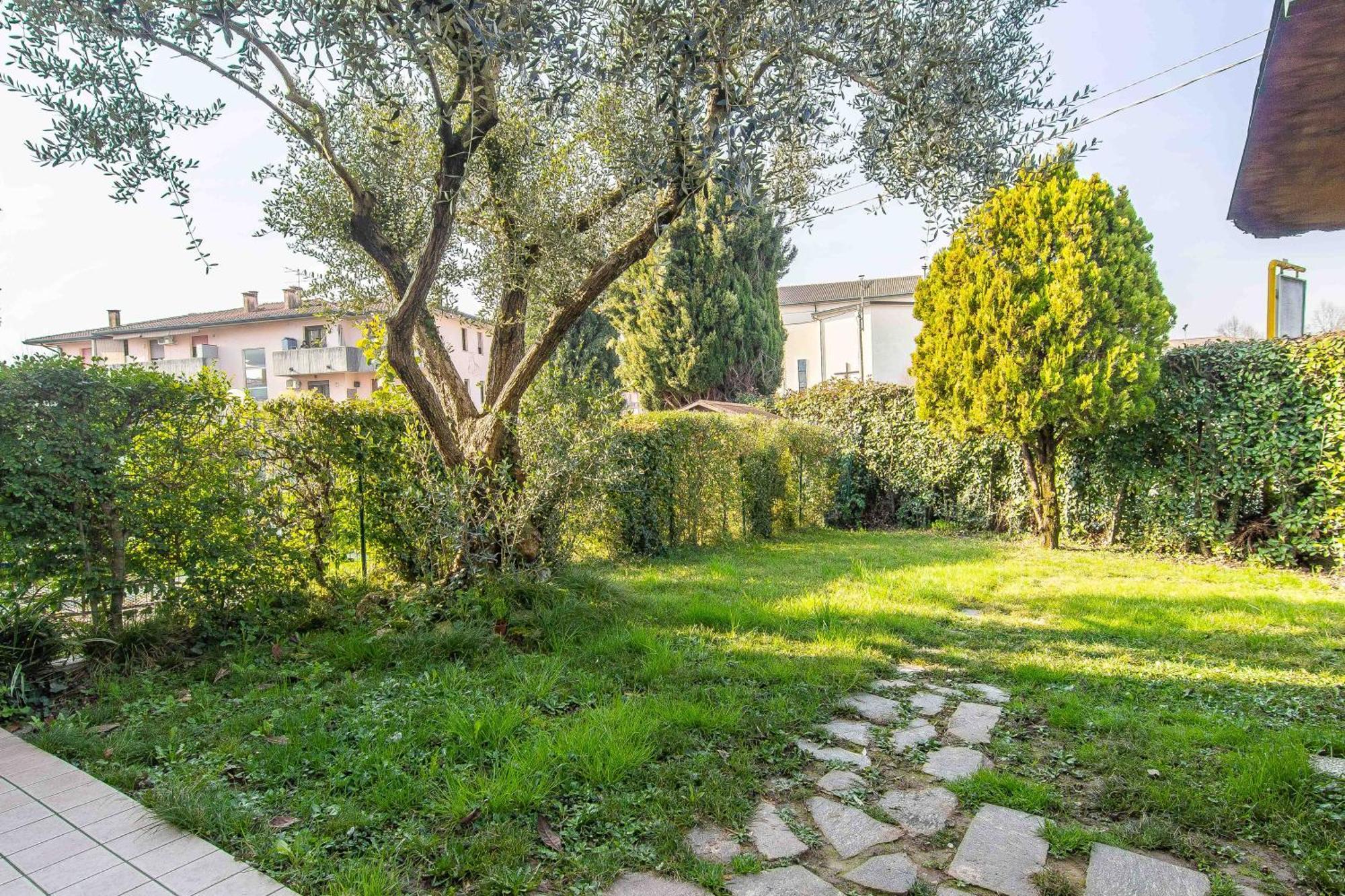 Casa Olivia Private Garden & Parking Apartment Vicenza